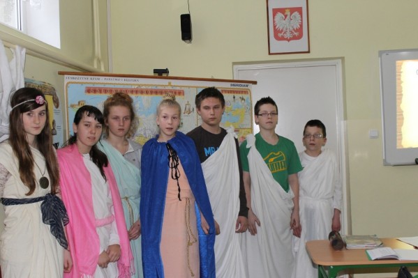 lekc-hist-2013-14-04.jpg